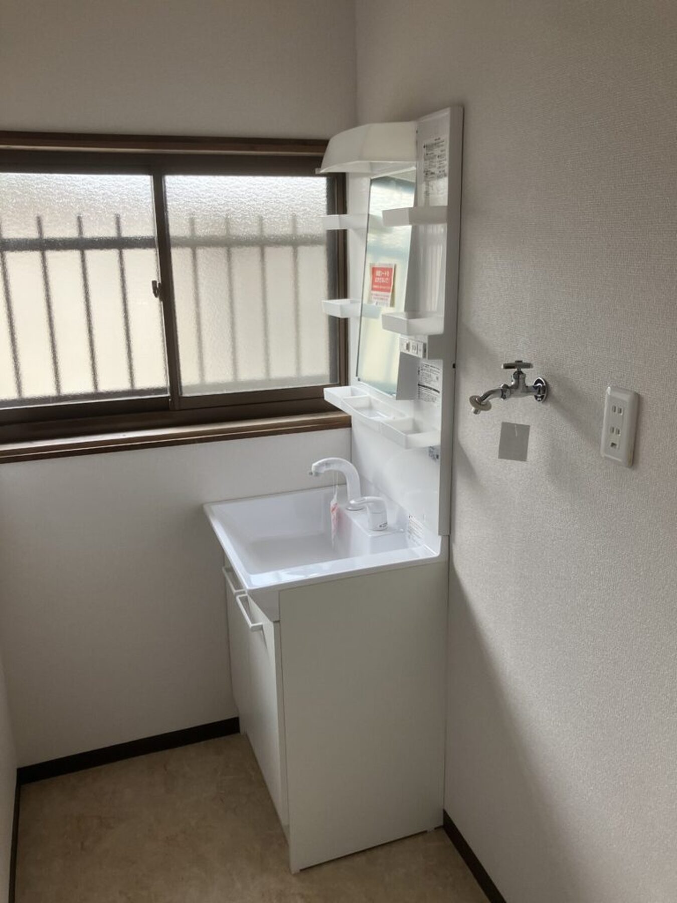 【益城町馬水】洗面台交換工事のリフォーム写真